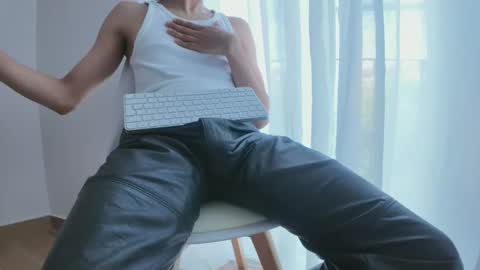 Troy online show from 04-23-26, 11:20