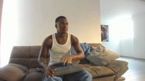Snapshot of troykhalil chatting on 05-28-26, 08:06 Troy Khalil online show from 05-28-26, 08:06