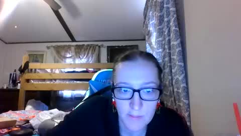 Snapshot of truckerswifetobe chatting on 12-16-24, 09:41 TruckersWifeToBe online show from 12-16-24, 09:41