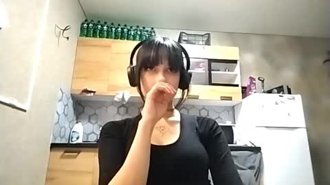 Poly online show from 01-19-26, 02:43