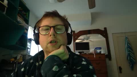 HandicappedLaugher online show from 12-06-24, 03:44