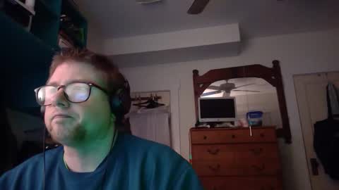 HandicappedLaugher online show from 01-01-25, 05:43