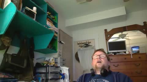 HandicappedLaugher online show from 01-08-25, 05:05