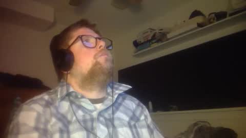 HandicappedLaugher online show from 11-10-25, 04:33