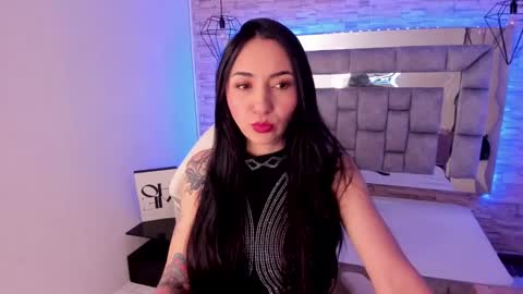 Snapshot of truelove_art chatting on 12-13-24, 12:28 online show from 12-13-24, 12:28