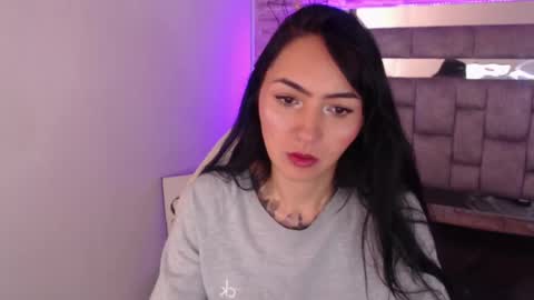 Snapshot of truelove_art chatting on 02-11-25, 06:22 online show from 02-11-25, 06:22