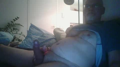 Snapshot of trukturk chatting on 05-13-26, 09:22 trukturk online show from 05-13-26, 09:22