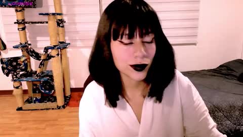 Cait online show from 01-13-26, 03:34