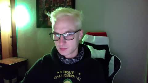 Treistoph online show from 12-19-24, 08:02