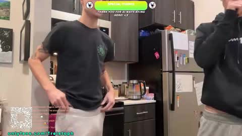 Treistoph online show from 12-22-25, 02:14