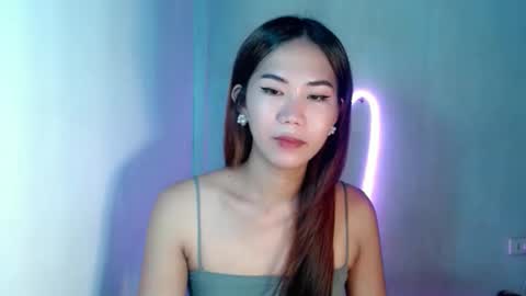 ts_kimmy69 online show from 11-09-25, 10:35