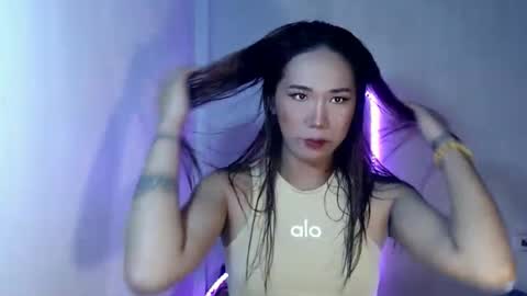 ts_kimmy69 online show from 11-12-25, 12:05