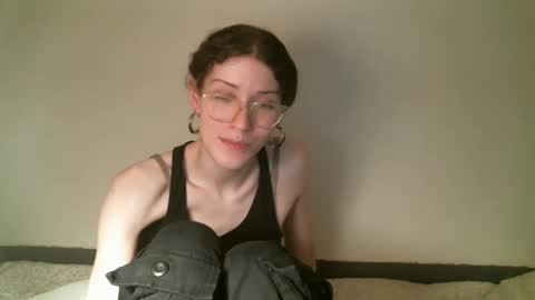 Snapshot of ts_librarian chatting on 02-27-25, 03:47 Elisabeth online show from 02-27-25, 03:47