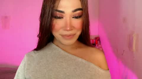 The Girl Named Romantika  online show from 06-08-26, 07:42