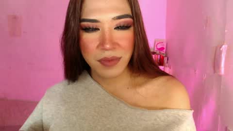 Snapshot of ts_romantika69 chatting on 06-25-26, 06:34 The Girl Named Romantika online show from 06-25-26, 06:34