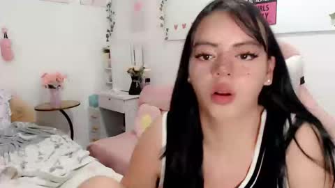 Dhalia online show from 02-19-26, 06:53