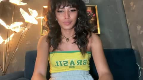 Snapshot of ts_wakowako chatting on 05-21-26, 04:08 Lexi Fox online show from 05-21-26, 04:08
