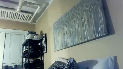 Amber White online show from 10-30-25, 07:54