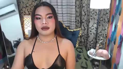 Snapshot of tsbrianabankhugecock chatting on 12-11-24, 06:31 brianna online show from 12-11-24, 06:31