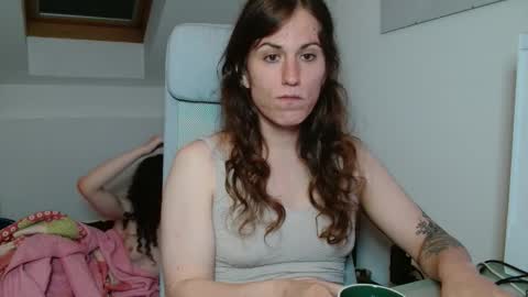 Snapshot of tsbubbles760 chatting on 09-28-25, 09:31 TSBubbles online show from 09-28-25, 09:31