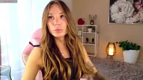 Snapshot of tsgisele chatting on 07-14-26, 10:21 Gisele online show from 07-14-26, 10:21