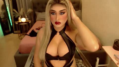 SEDUCTIVEmistresCUMS online show from 02-01-26, 07:40