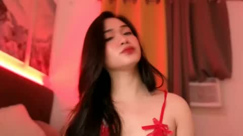 Snapshot of tsnathaliasilvana chatting on 08-03-26, 01:38 Bella Ratbu online show from 08-03-26, 01:38
