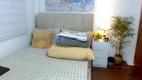 Graciella online show from 11-06-25, 05:30