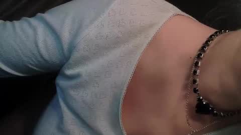 Annika online show from 11-24-25, 10:04