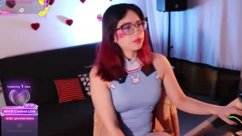 Snapshot of tsukicherry chatting on 02-12-26, 11:11 Cherry Moon online show from 02-12-26, 11:11