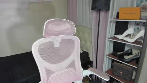 tsuncutrhein online show from 10-12-25, 08:30