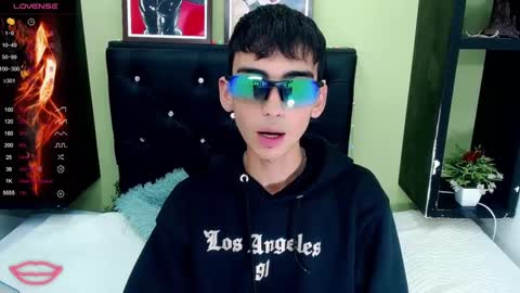 ttimy online show from 02-22-25, 08:20