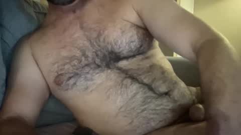 tuckerchase online show from 11-01-25, 08:22