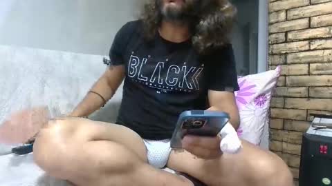 Snapshot of turkey_men34 chatting on 05-15-26, 06:15 turkey_men34 online show from 05-15-26, 06:15
