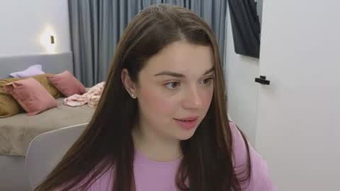 Snapshot of tutti_frutti_ chatting on 02-09-25, 11:25 Ariana online show from 02-09-25, 11:25