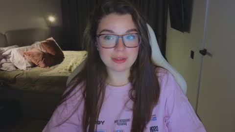 Snapshot of tutti_frutti_ chatting on 09-10-25, 08:09 Ariana online show from 09-10-25, 08:09