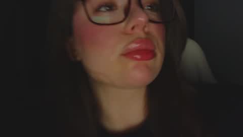 Snapshot of tutti_frutti_ chatting on 09-21-25, 09:27 Ariana online show from 09-21-25, 09:27