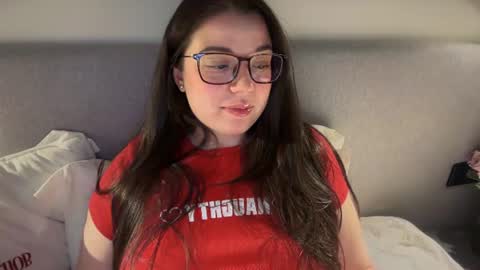 Snapshot of tutti_frutti_ chatting on 07-17-26, 06:46 Ariana online show from 07-17-26, 06:46