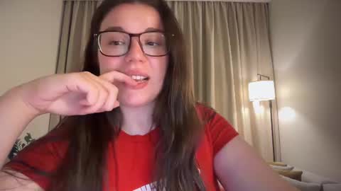 Snapshot of tutti_frutti_ chatting on 08-06-26, 07:49 Ariana online show from 08-06-26, 07:49