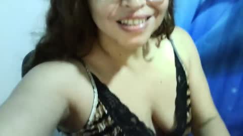 Snapshot of tuzusy chatting on 12-09-24, 06:01 tuzusy online show from 12-09-24, 06:01