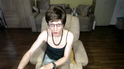 Clementine online show from 04-03-26, 07:39