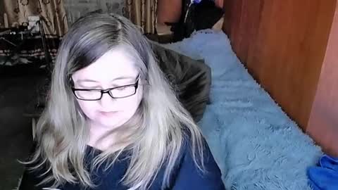 Lana online show from 02-28-25, 11:45