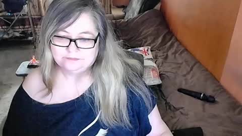 Lana online show from 03-07-25, 03:08