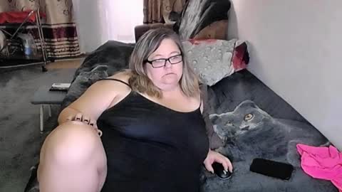 Lana online show from 01-17-26, 06:18