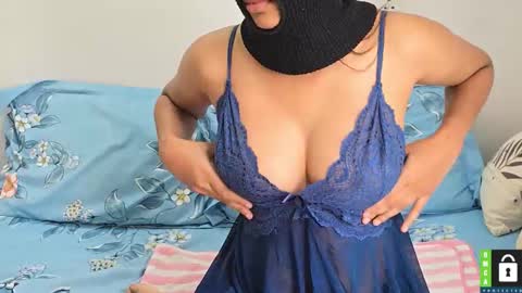 Snapshot of tvycas7 chatting on 09-14-25, 02:33 A M On vacation till 28th online show from 09-14-25, 02:33