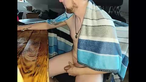 Tobi online show from 12-04-25, 08:01