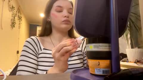 Emily online show from 02-09-26, 04:11