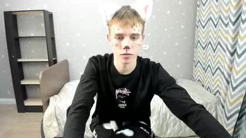 Angus online show from 10-30-25, 07:25