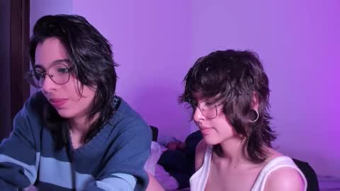 Eve  Lili online show from 11-15-25, 10:15