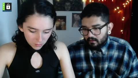 Snapshot of twinflamesxx chatting on 01-18-25, 03:42 TwinFlamesXX online show from 01-18-25, 03:42
